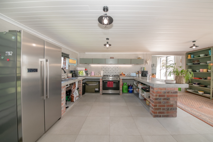 2 Bedroom Property for Sale in Pringle Bay Western Cape